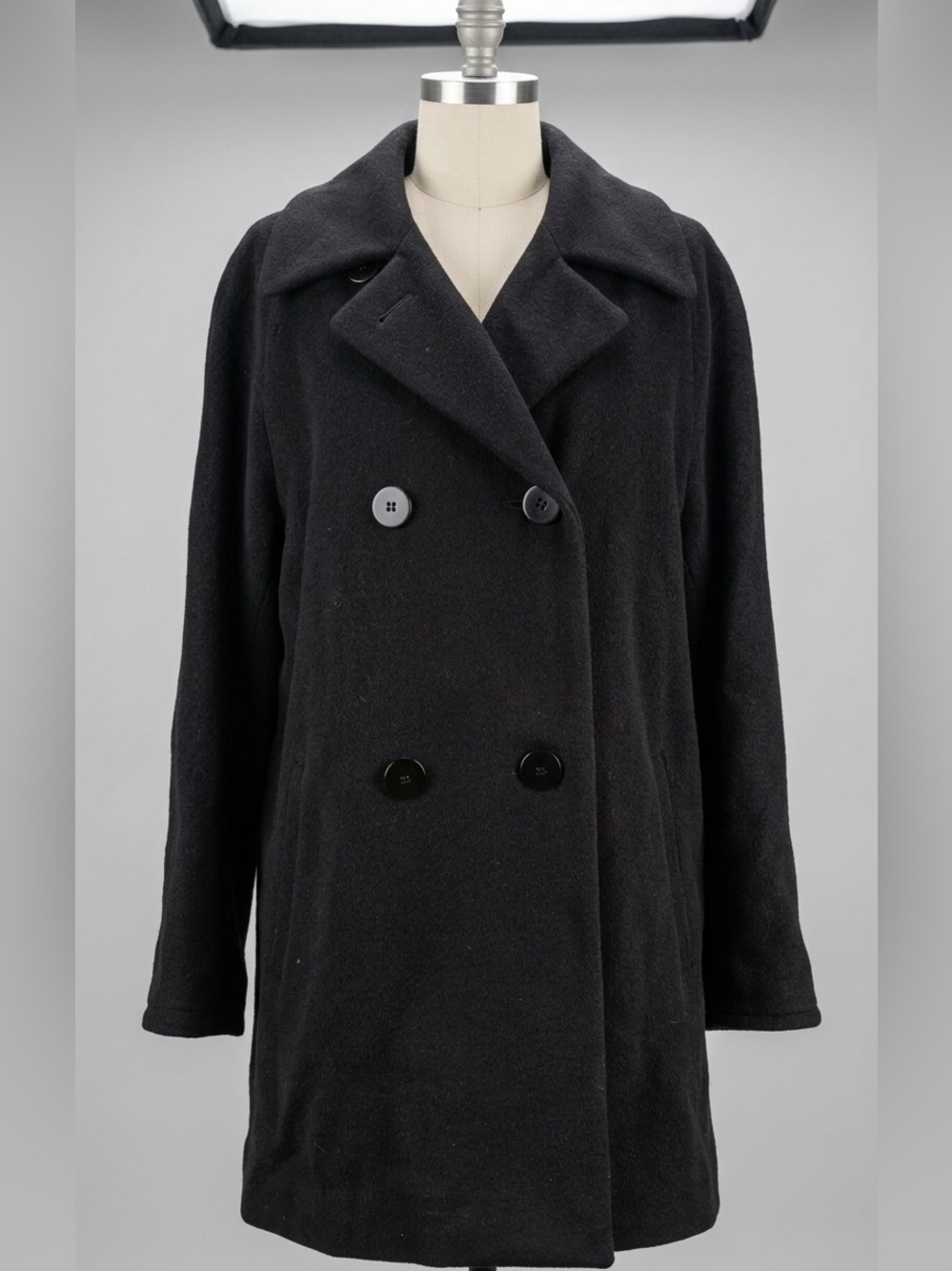Bergdorf Goodman Regency Cashmere 100% Cashmere Black Pea Coat - Size M